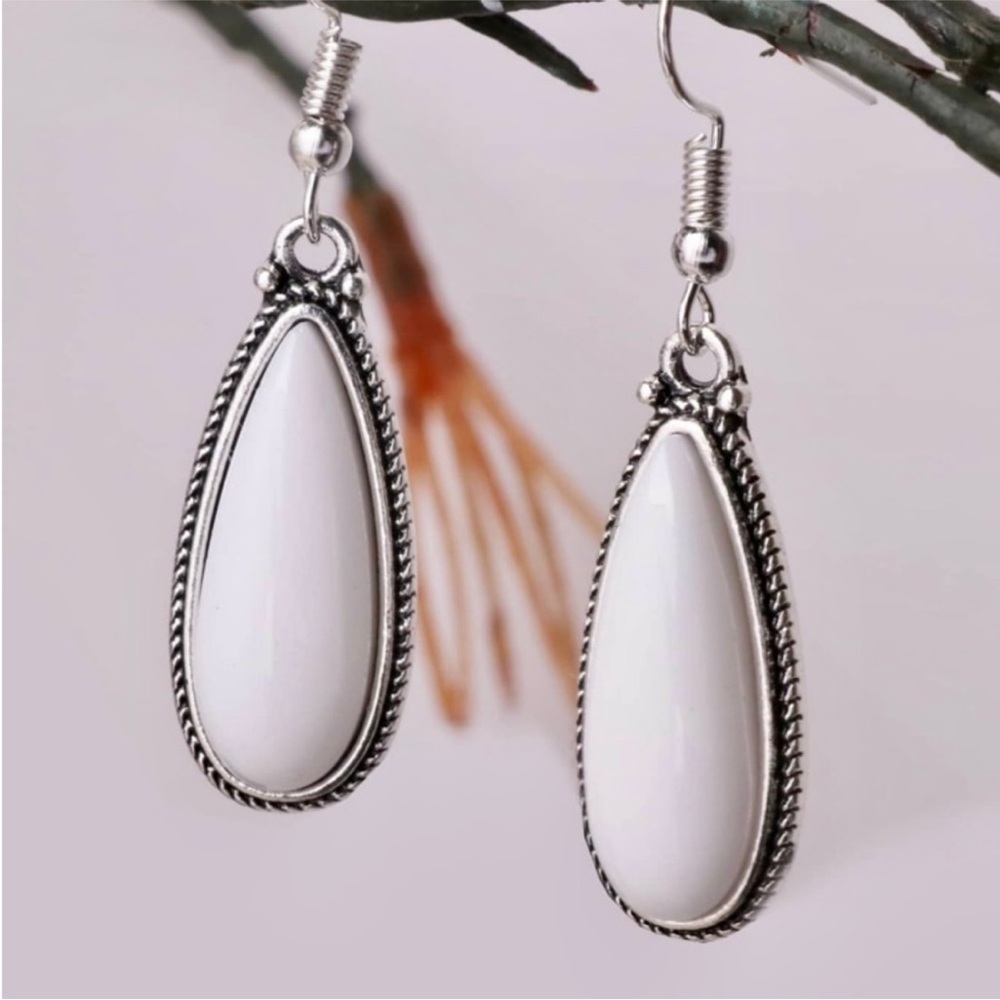 Classic Silver and White Teardrop Earrings with Beaded Edge